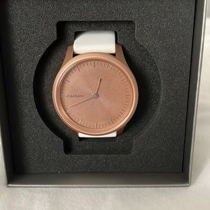 Garmin vivomove style watch